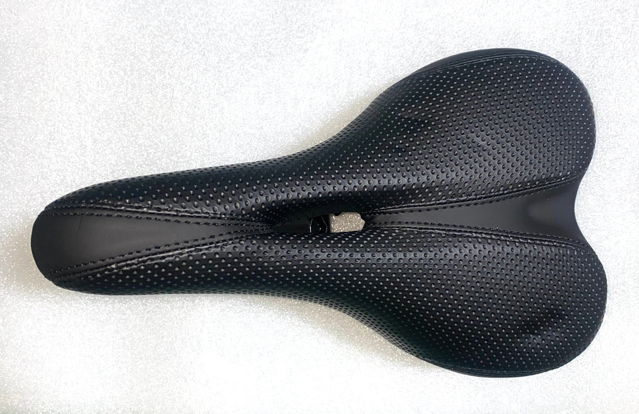 Seat- New Style Sport Seat with Center Comfort Zone | P99-159